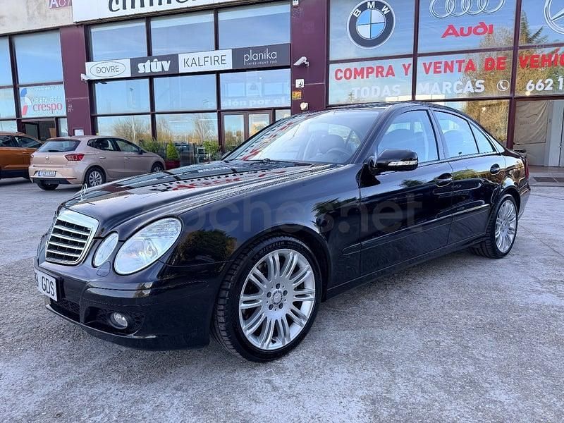 Usado Mercedes E220 170 CV (125 kW) 2008 Negro Berlina