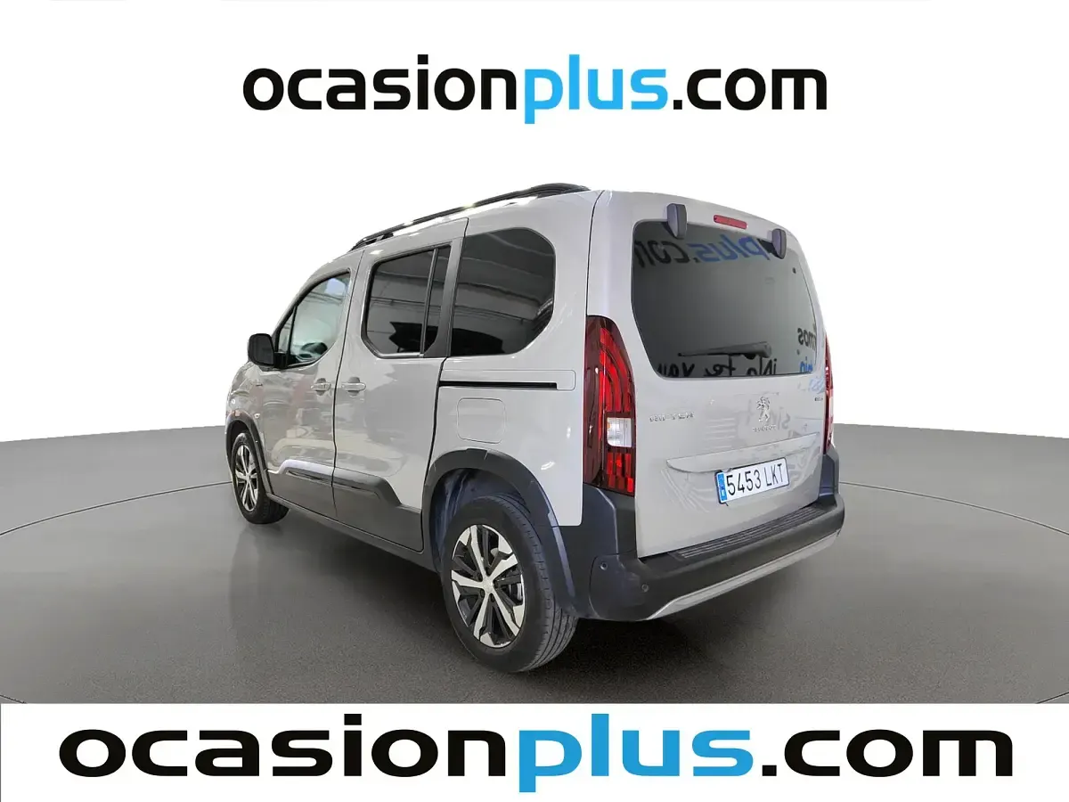 Usado Peugeot Rifter GT-line 130 CV (95 kW) 2020 Beige Monovolumen