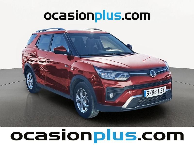 Usado Ssangyong (KGM) Tivoli 163 CV (119 kW) 2022 Rojo SUV