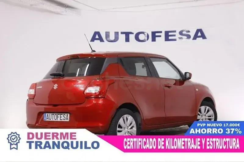 Usado Suzuki Swift GLX 90 CV (66 kW) 2018 Granate Utilitario