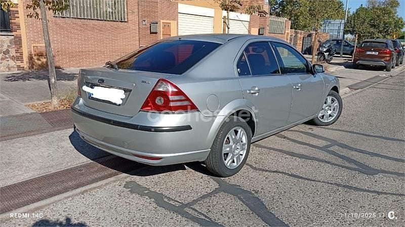 Gris / plata Usado 2007 Ford Mondeo Ghia Berlina | 2800 € (Buen precio) - Imagen 1/4