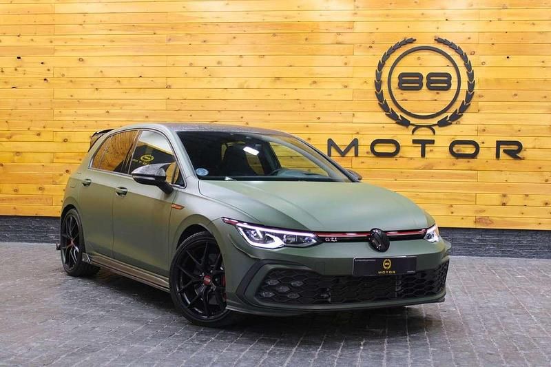 Gris Usado 2022 VW Golf VIII GTI Utilitario | 34.970 € (Caro) - Imagen 1/4