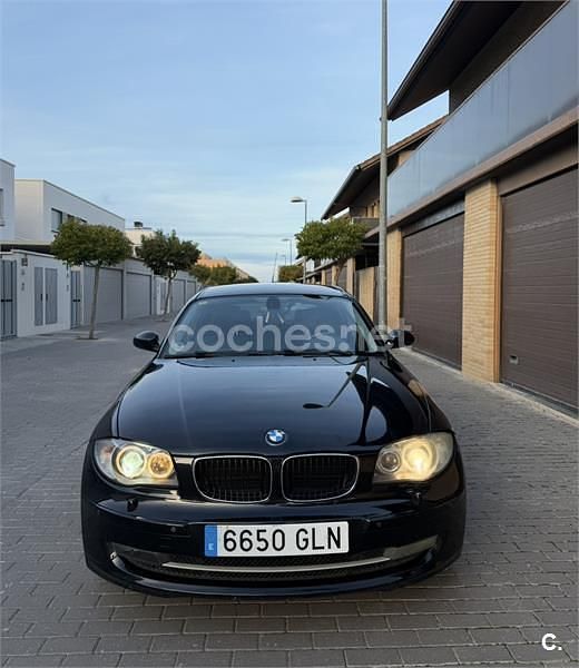 Negro Usado 2009 BMW 118 Utilitario | 4700 € (Buen precio) - Imagen 1/4