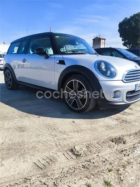 Usado Mini Cooper D Clubman 150 CV (110 kW) 2015 Gris / plata Familiar