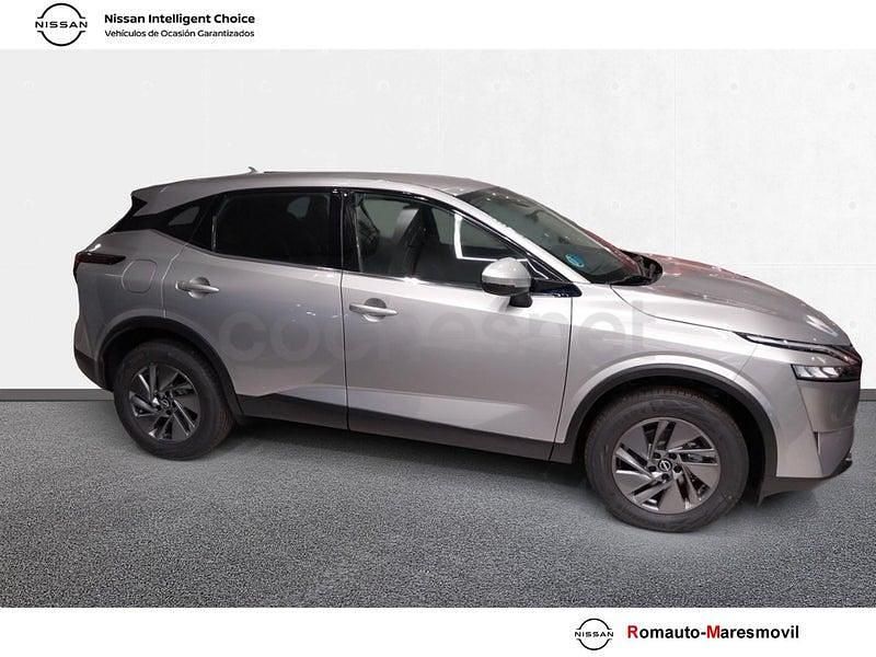 Usado Nissan Qashqai Acenta 158 CV (116 kW) 2024 Gris / plata SUV