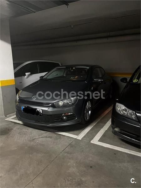Gris / plata Usado 2014 VW Scirocco R-line Coupe | 12.500 € (Precio justo) - Imagen 1/4