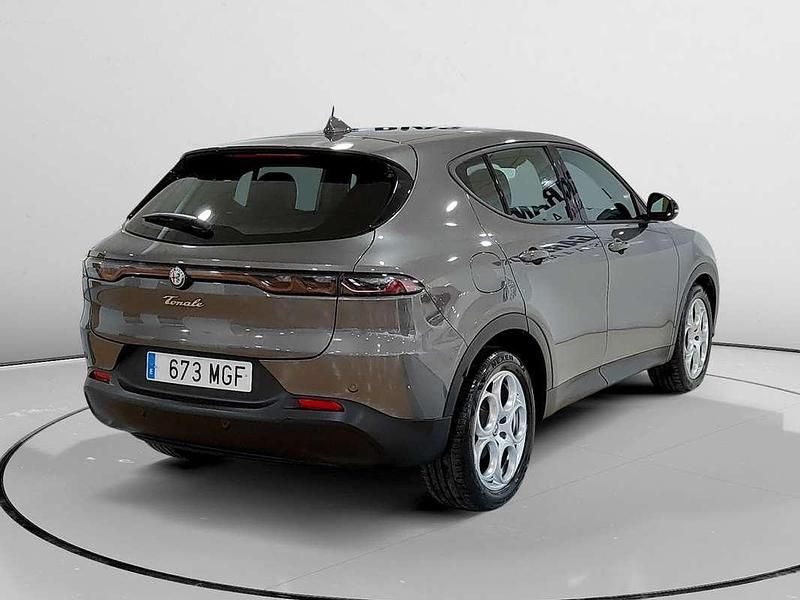 Usado Alfa Romeo Tonale Super 131 CV (96 kW) 2023 Negro SUV