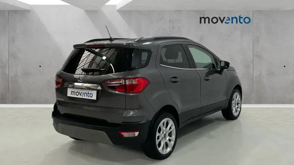 Usado Ford Ecosport Titanium 125 CV (91 kW) 2021 Gris / plata SUV