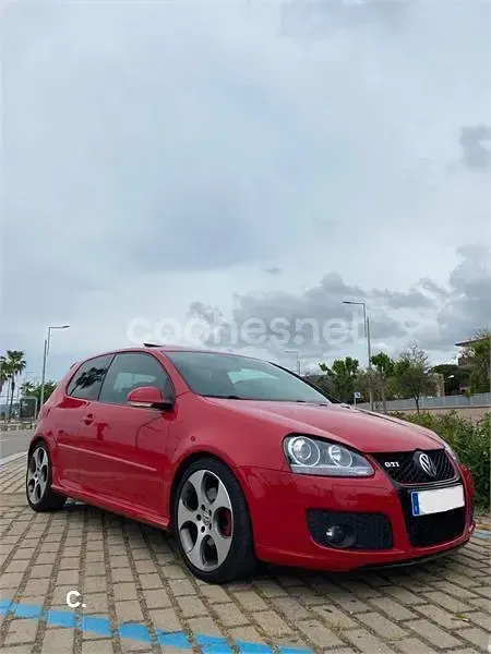 Usado VW Golf V GTI 200 CV (147 kW) 2007 Rojo Berlina