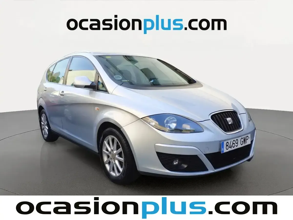 Usado Seat Altea Ecomotive 105 CV (77 kW) 2010 Gris Monovolumen