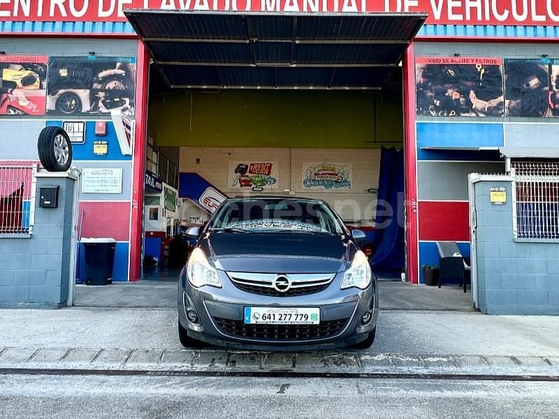 Gris / plata Usado 2012 Opel Corsa Selective Berlina | 5900 € (Precio justo) - Imagen 1/4