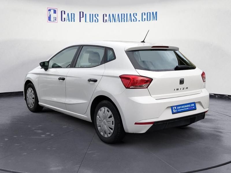 Usado Seat Ibiza Reference 95 CV (69 kW) 2019 Blanco Berlina