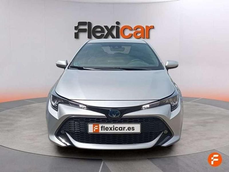 Usado Toyota Corolla Active 122 CV (89 kW) 2021 Gris Berlina