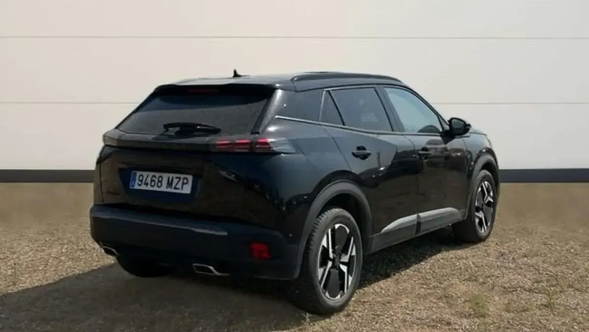Usado Peugeot 2008 Allure 145 CV (106 kW) 2025 Negro SUV