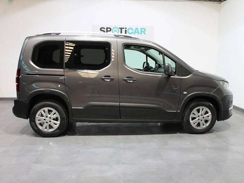 Usado Peugeot Rifter Active 130 CV (95 kW) 2020 Gris Monovolumen