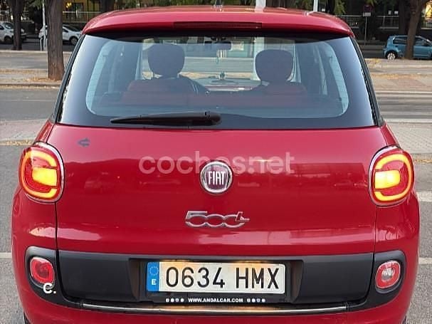 Usado Fiat 500L Lounge 95 CV (69 kW) 2012 Rojo Monovolumen