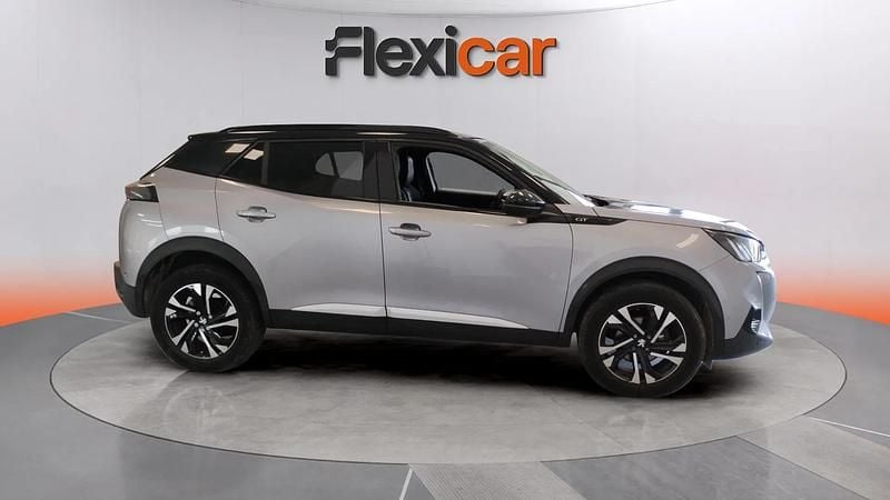 Usado Peugeot 2008 GT 131 CV (96 kW) 2021 Gris SUV