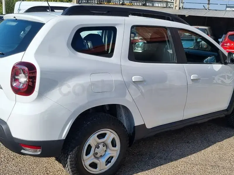 Usado Dacia Duster Comfort 115 CV (84 kW) 2020 Blanco SUV