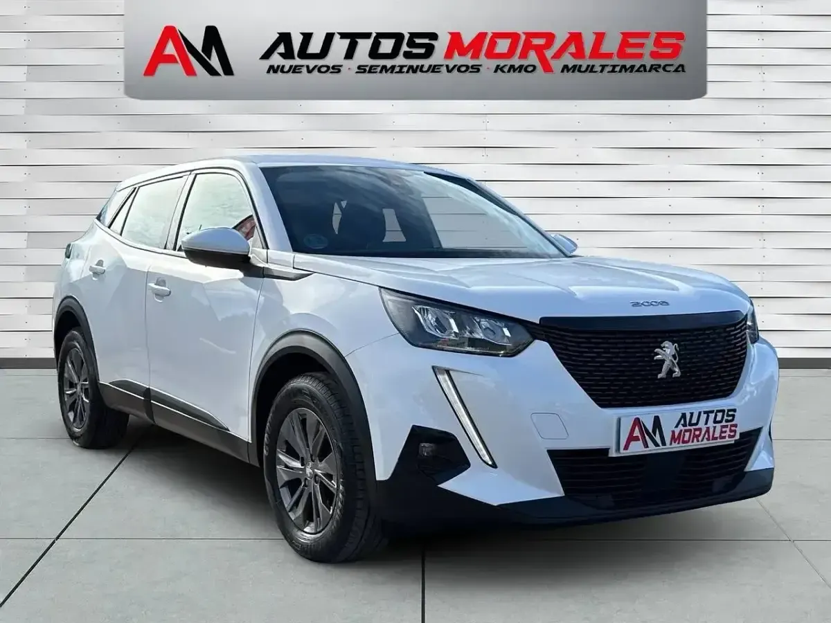 Usado Peugeot 2008 Active 101 CV (74 kW) 2020 Blanco SUV