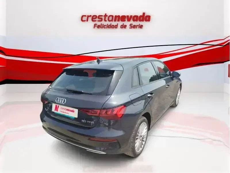 Usado Audi A3 Sportback e-tron Advanced Plus 110 CV (80 kW) 2024 Gris Utilitario