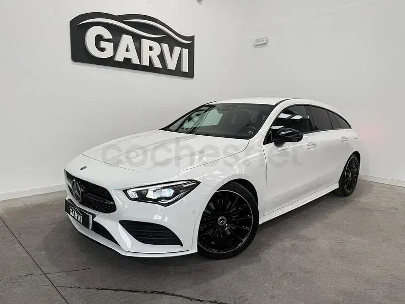 Usado Mercedes CLA200 Shooting Brake 163 CV (119 kW) 2020 Blanco Familiar