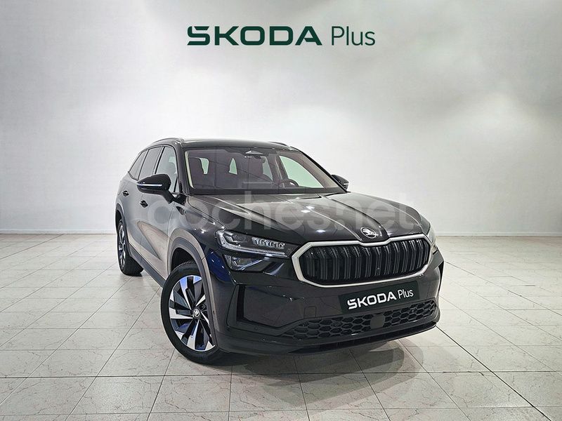Negro Nuevo 2025 Skoda Kodiaq Selection SUV | 44.790 € (Un poco caro) - Imagen 1/4