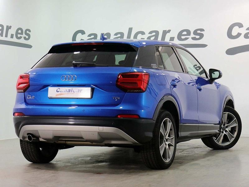 Usado Audi Q2 Design 116 CV (85 kW) 2017 Azul SUV