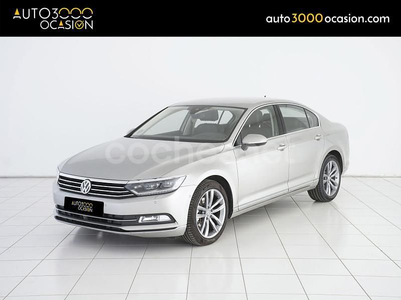 Gris / plata Usado 2016 VW Passat Sportline Berlina | 17.000 € (Precio justo) - Imagen 1/4