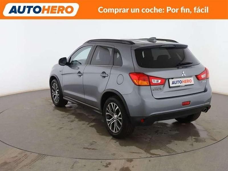 Usado Mitsubishi ASX Motion 114 CV (83 kW) 2018 Gris SUV