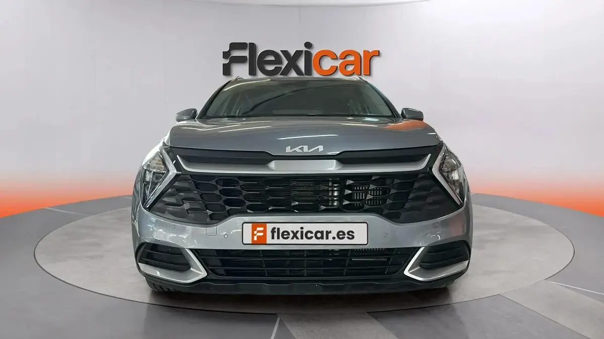 Usado Kia Sportage 136 CV (100 kW) 2023 Gris SUV