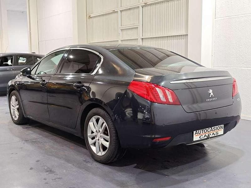 Usado Peugeot 508 Active 115 CV (84 kW) 2012 Gris Berlina