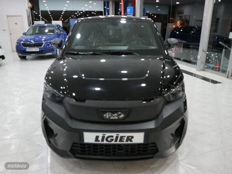 Nuevo Ligier JS50 2026 Negro Utilitario