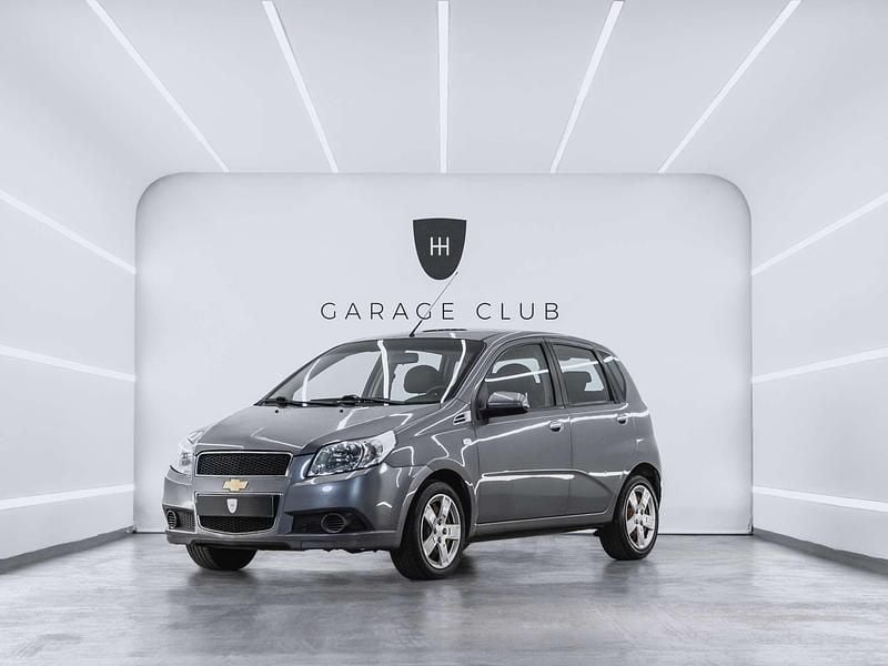Gris / plata Usado 2010 Chevrolet Aveo LS Berlina | 3999 € (Precio justo) - Imagen 1/4