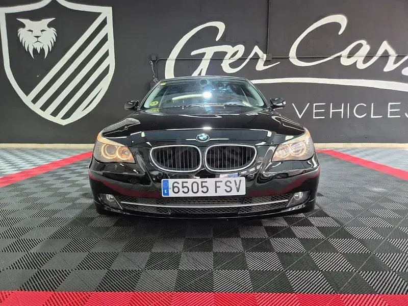 Usado BMW 520 163 CV (119 kW) 2007 Negro Berlina