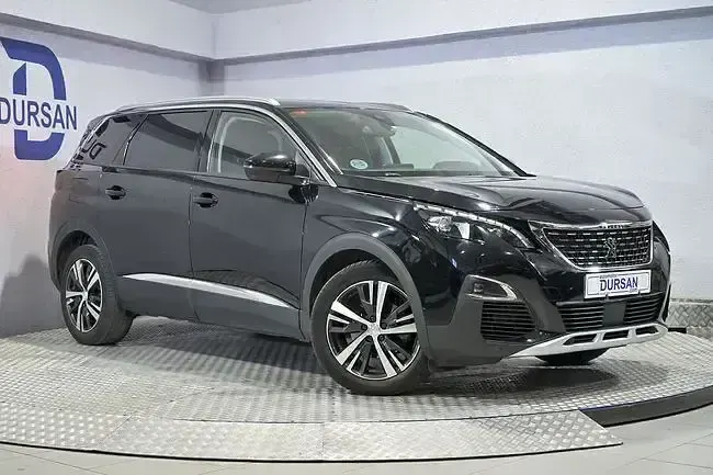 Usado Peugeot 5008 Allure 130 CV (95 kW) 2019 Negro SUV