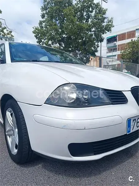 Usado Seat Ibiza Reference 80 CV (58 kW) 2007 Blanco Utilitario