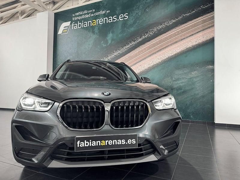 Usado BMW X1 136 CV (100 kW) 2021 Gris / plata SUV