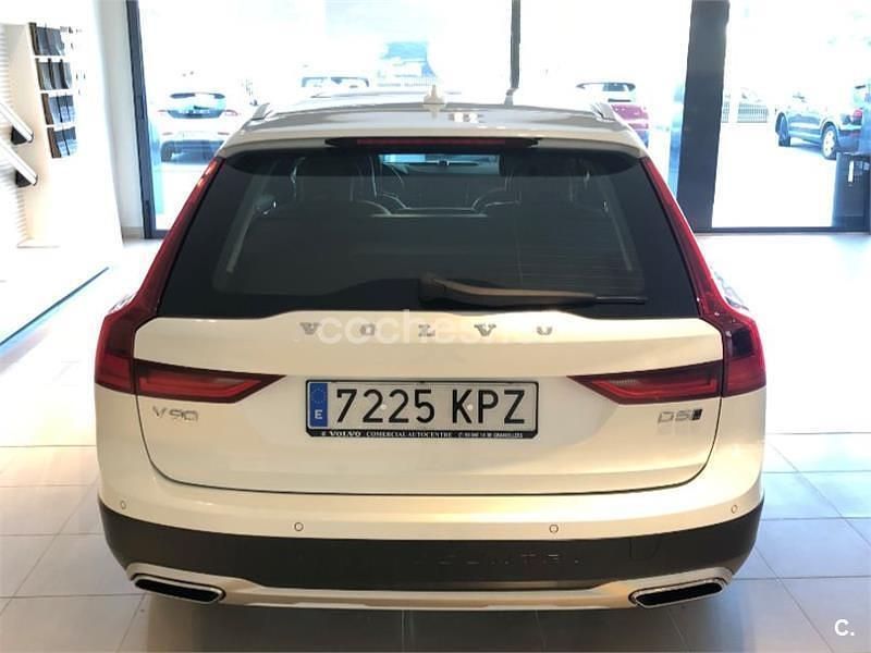Usado Volvo V90 CC Pro 235 CV (172 kW) 2018 Blanco Familiar