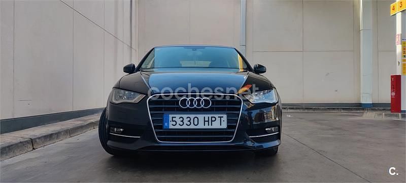 Usado Audi A3 Ambiente 105 CV (77 kW) 2013 Negro Berlina