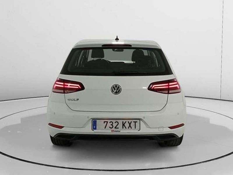 Usado VW Golf VII 116 CV (85 kW) 2019 Blanco Utilitario