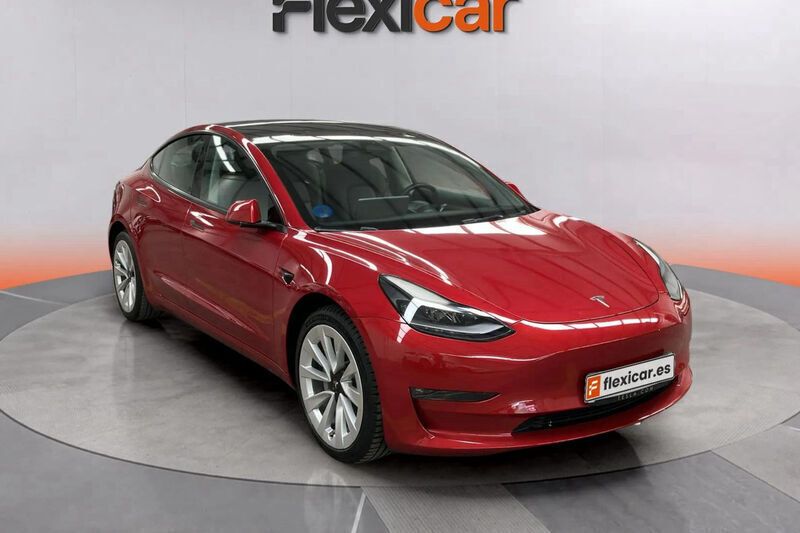 Rojo Usado 2023 Tesla Model 3 Berlina | 30.990 € (Buen precio) - Imagen 1/4