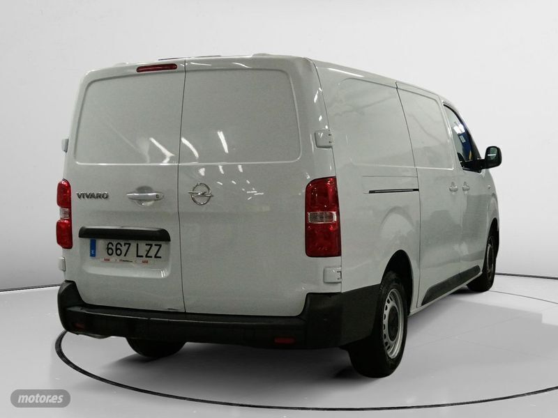 Usado Opel Vivaro 102 HP (75 kW) 2022 Branco Monovolume