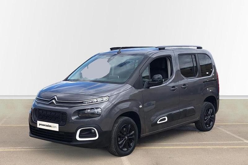 Gris Usado 2023 Citroën Berlingo Shine Familiar | 21.990 € (Un poco caro) - Imagen 1/4
