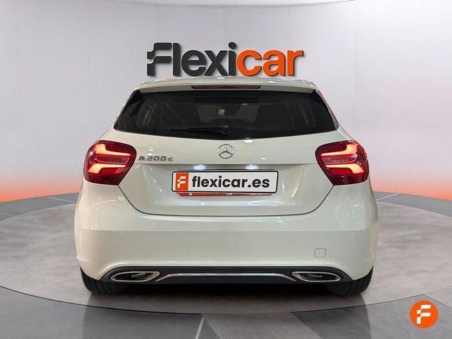 Usado Mercedes A200 136 CV (100 kW) 2017 Blanco