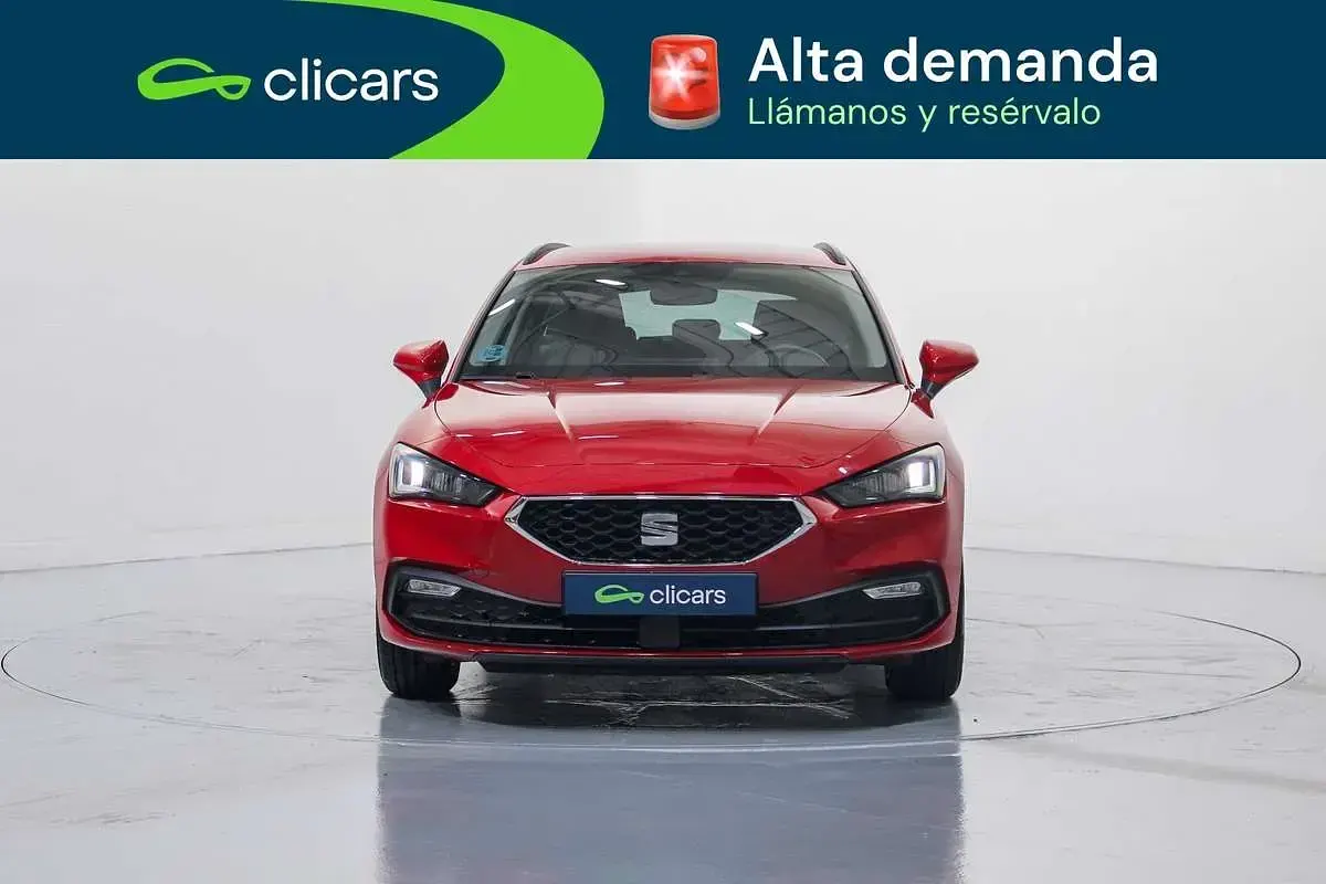 Käytetty Seat Leon ST Style 150 HP (110 kW) 2021 Punainen Farmari
