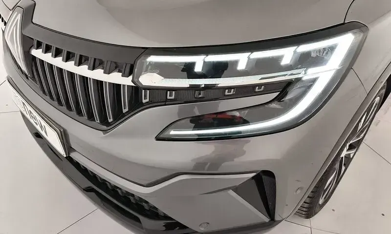 Usado Renault Espace Techno 200 CV (147 kW) 2024 Gris SUV