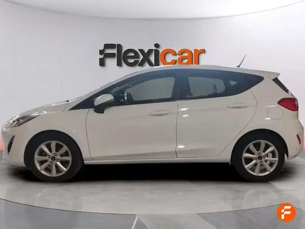 Usado Ford Fiesta Active 101 CV (74 kW) 2019 Blanco Utilitario