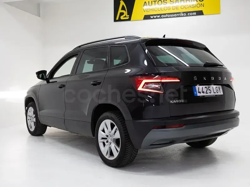 Usado Skoda Karoq Style 150 CV (110 kW) 2020 Negro SUV