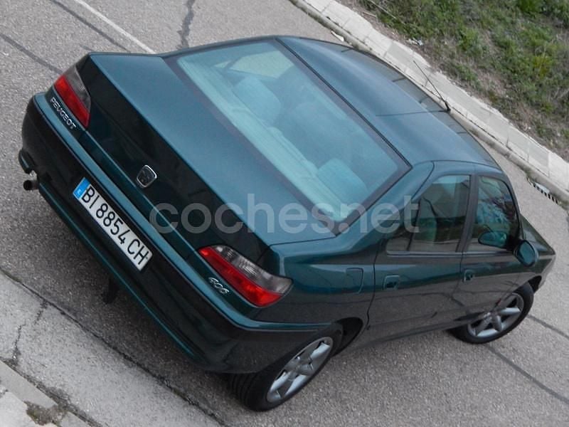Usado Peugeot 406 112 CV (82 kW) 1998 Verde Berlina
