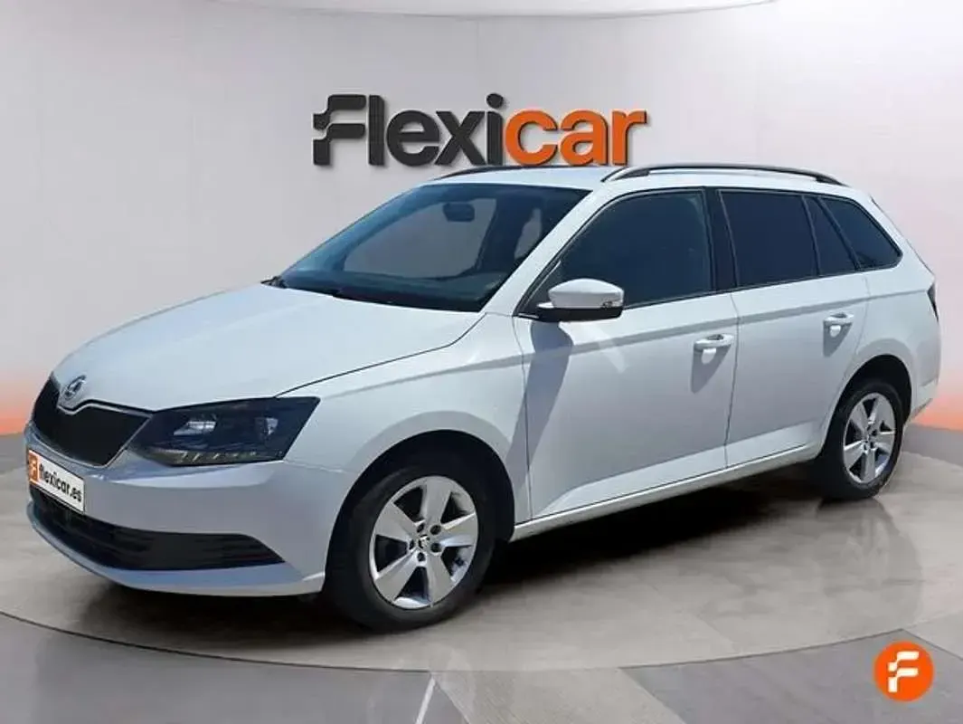 Usado Skoda Fabia Ambition 95 CV (69 kW) 2018 Blanco Utilitario